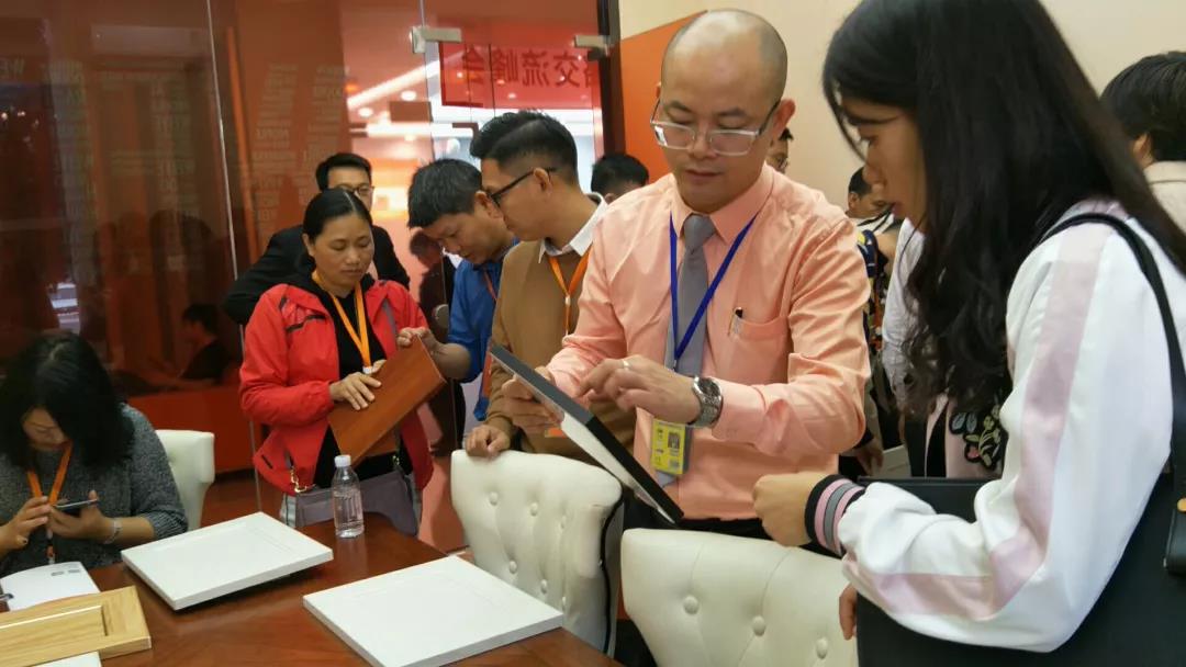 必赢亚洲铝家具 | 2018广东必赢亚洲集团第26届战术合作财富峰会隆沉进行